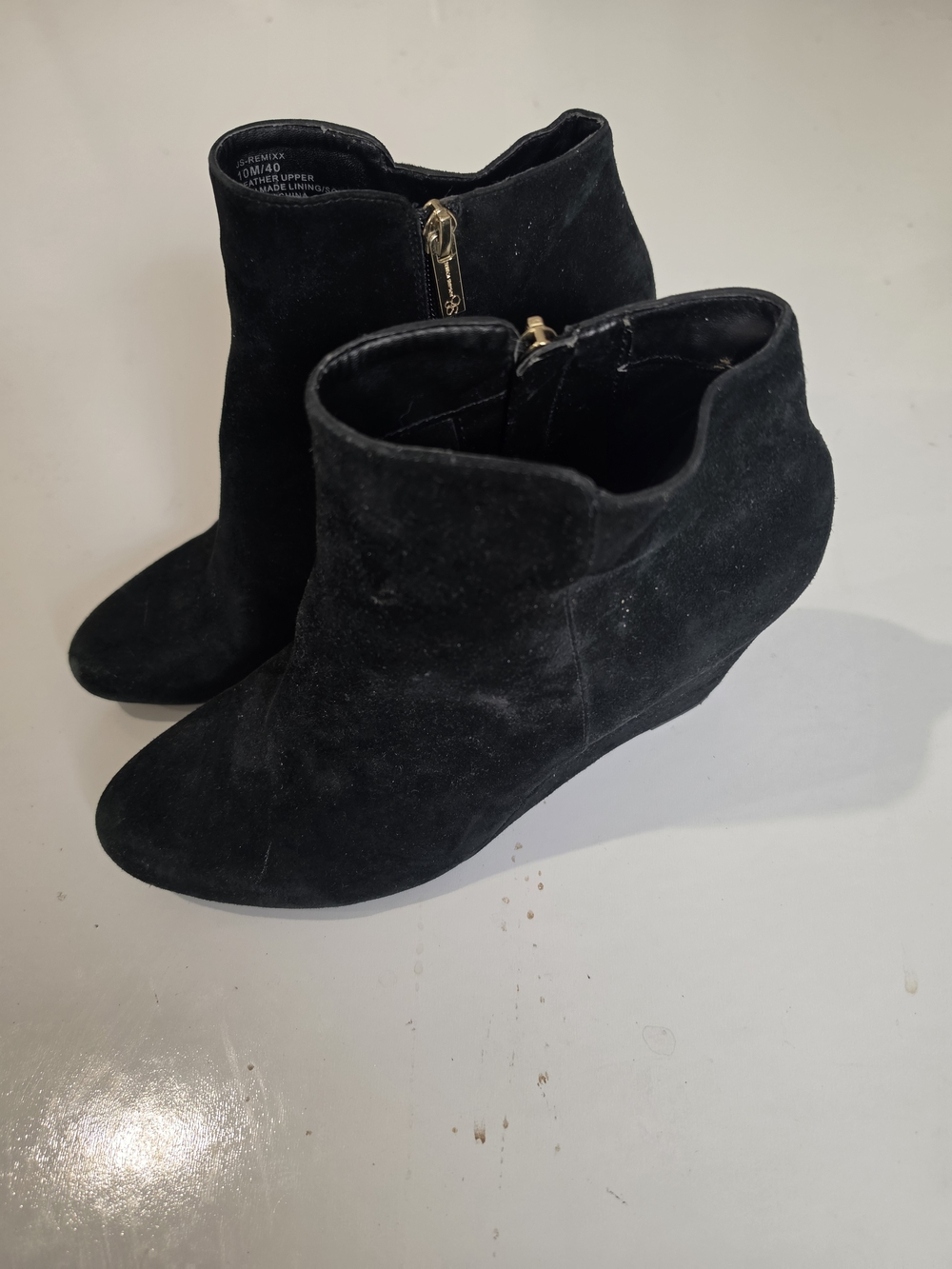 Black Suede Wedge Jessica Simpson Booties Size 10.